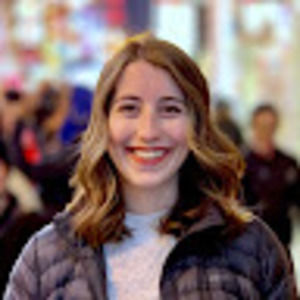 Meet your Posher, Olivia